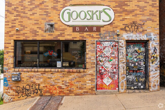 Gooski's Bar and Restaurant in Polish Hill brings Rock and Roll to dining with the community.