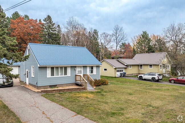 Ramblers are a common home style in Duluth Heights.