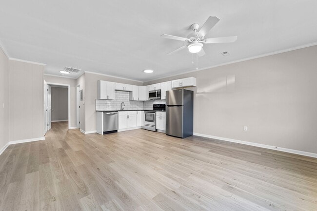 Newly Renovated Flats & Townhomes in the Heart of Angier! Pets Welcome!, Angier, NC 27501 - photo 6