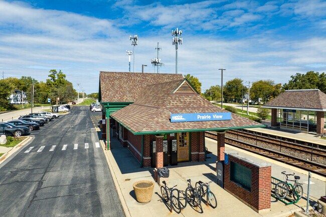 The nearby Metra Station will take Rolling Hills residents all the way to downtown Chicago.