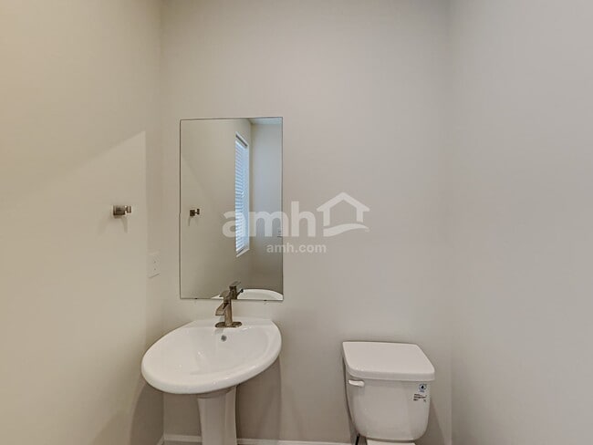 2431 E Frontier St, Eagle Mountain, UT 84005 - photo 7