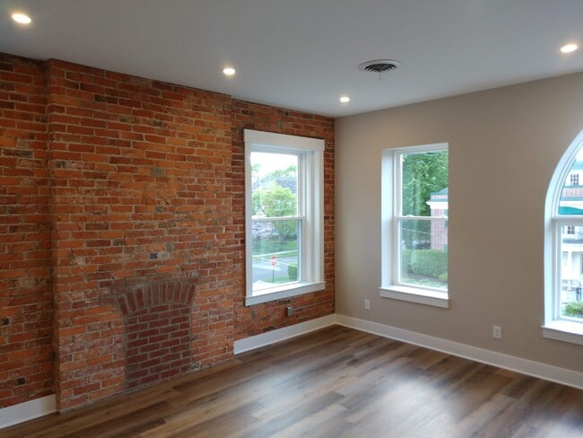 25 S Plum St unit 3, Troy, OH 45373 - photo 7