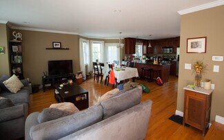 104 Howard St Unit 2, Waltham, MA 02451