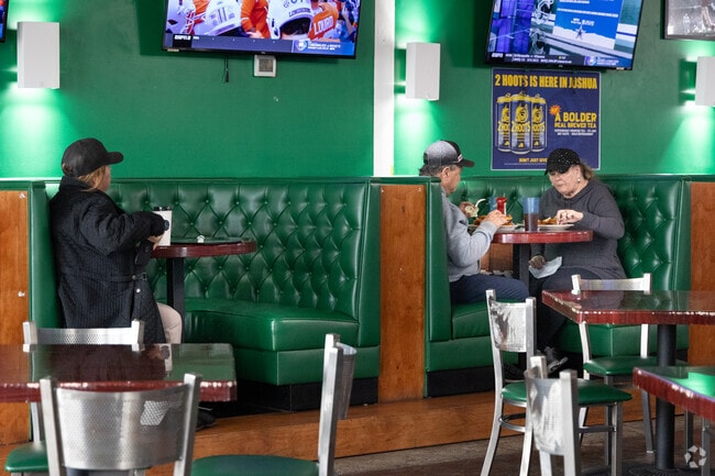 Joshua residents visit Brickhouse Grill to watch the game and grab a bite to eat.