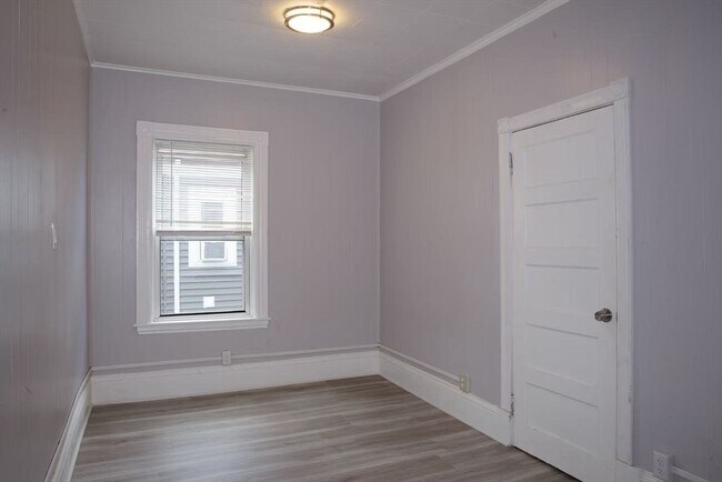 301 Medford St unit 2, Somerville, MA 02143 - photo 6
