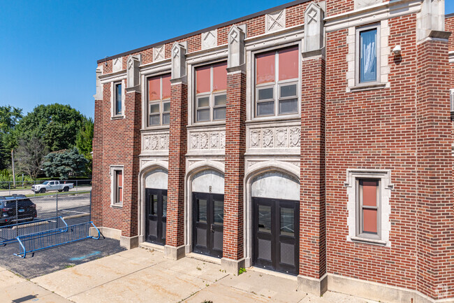 Taft Grade School is a public school located in Lockport, IL.