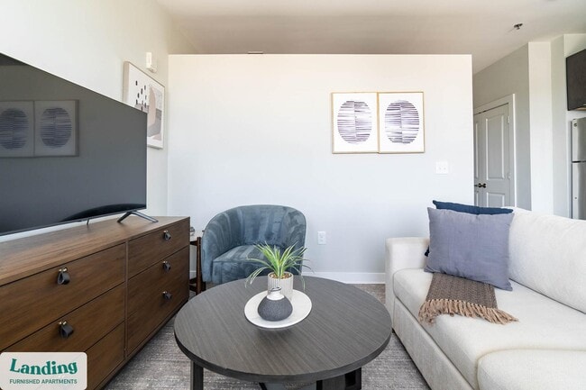 545 Foster St unit 431, Durham, NC 27701 - photo 3