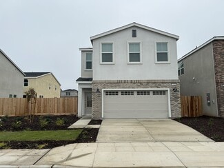 3398 N Ensanada Ave, Fresno, CA 93723