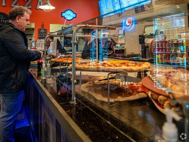 Grab a slice of fresh pizza at Il Panino in Fairfield.