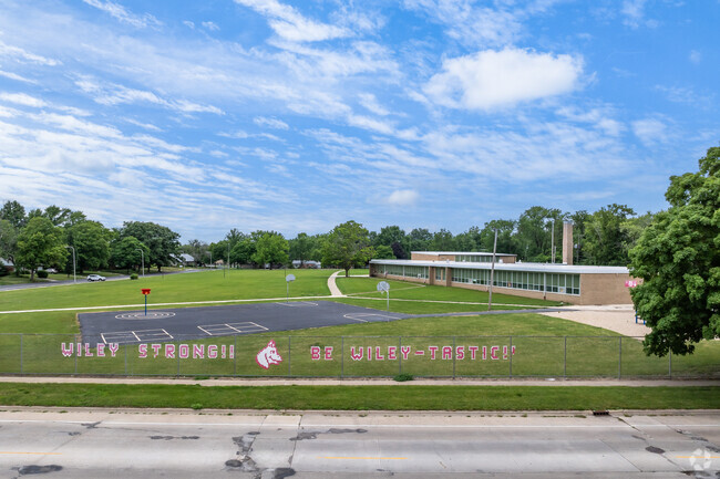 Wiley Elementary School is a public elementary school in Urbana, IL.