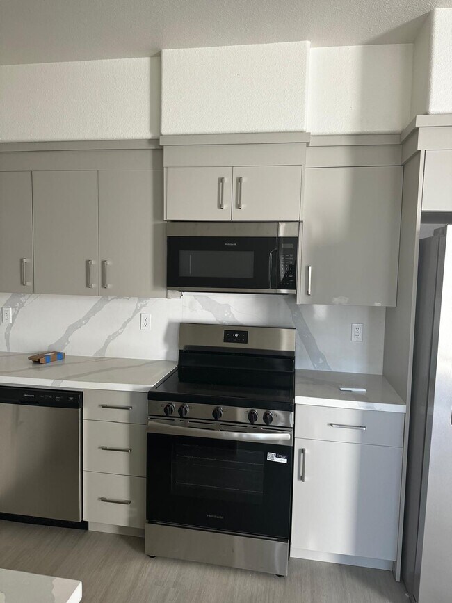 2125 Moffett Rd unit 14, Ceres, CA 95307 - photo 3