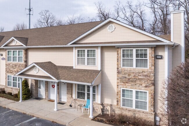 Townhouses and condos offer an affordable living option for North Lindenhurst's new residents.