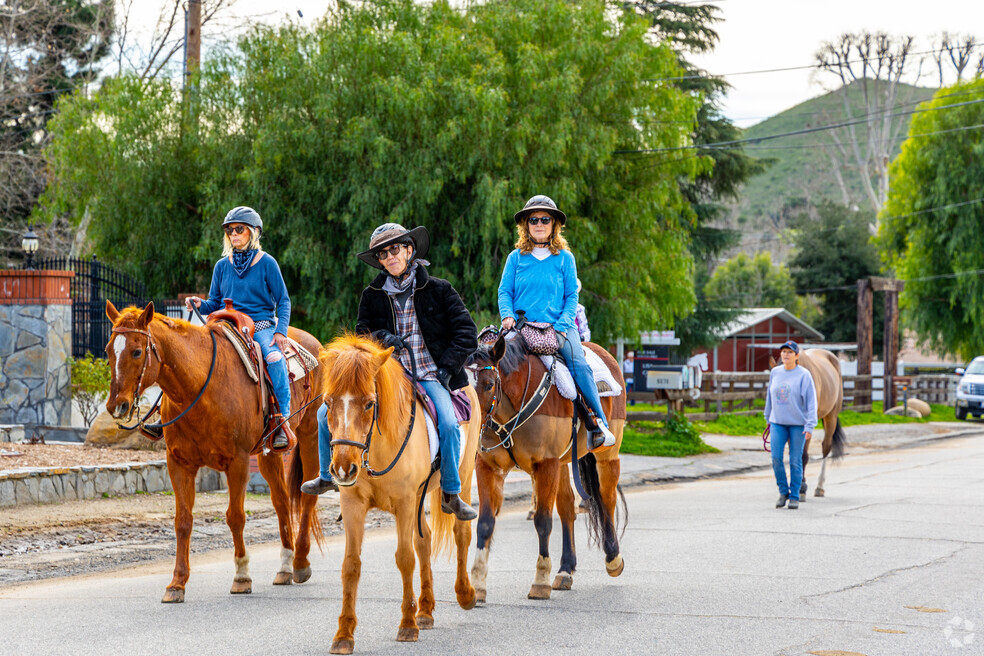 NH_Old Agoura_564336_P1_v1_VY_031425