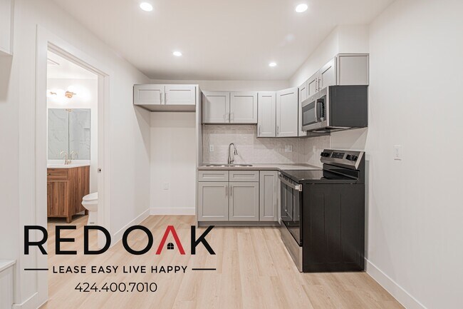 6738 Independence Ave unit A4, Canoga Park, CA 91303 - photo 5