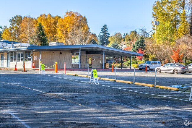 Lockwood Elementary welcomes Linwood Heights' young students as they embark on their studies.