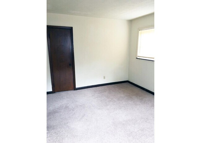 948 Ludlow Ave unit 948-04, Cincinnati, OH 45220 - photo 6