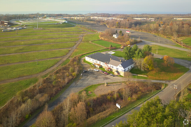 Oswego Community Christian School  was established to give children a Christian education.