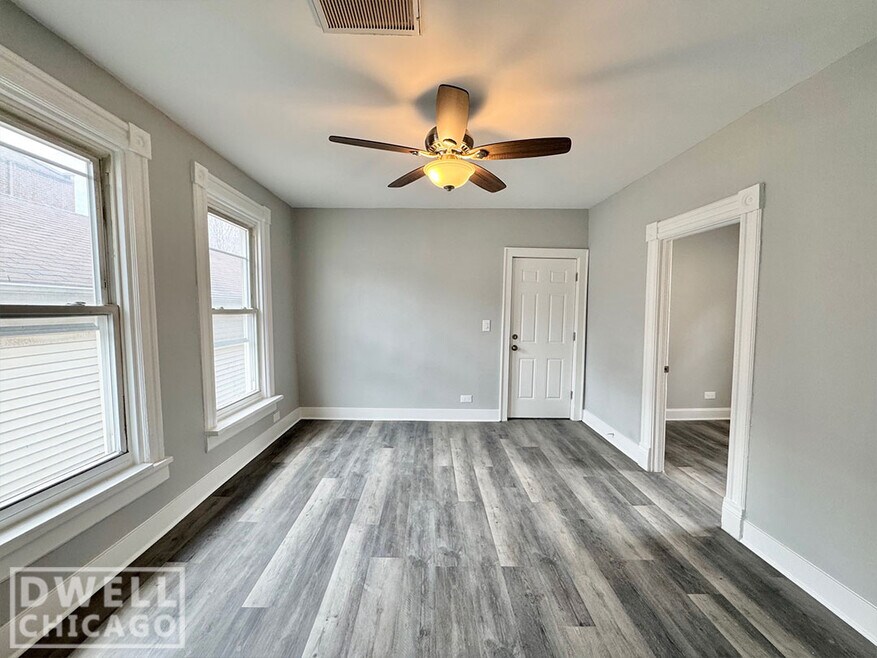 1546 W Walton St unit 1, Chicago, IL 60642 - photo 1