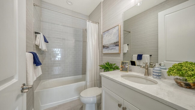 309 Visteria Blvd unit 36477849, Venice, FL 34275 - photo 6