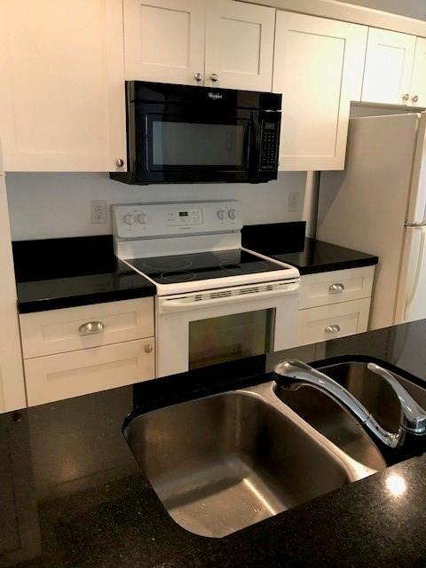 8371 Royal Palm Blvd, Coral Springs, FL 33065