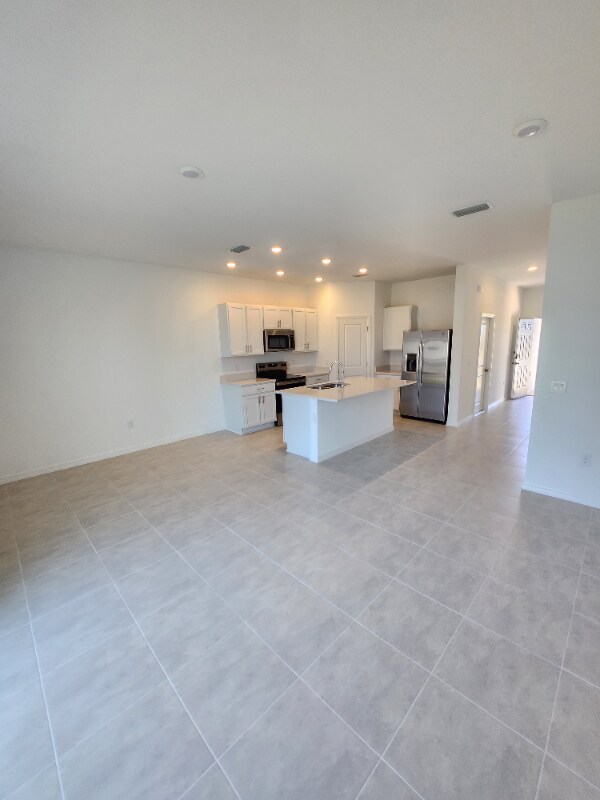 7653 Waterscape Dr, Groveland, FL 34736 - photo 5