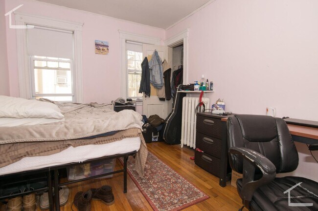 169 Winchester St unit 1, Brookline, MA 02446 - photo 7