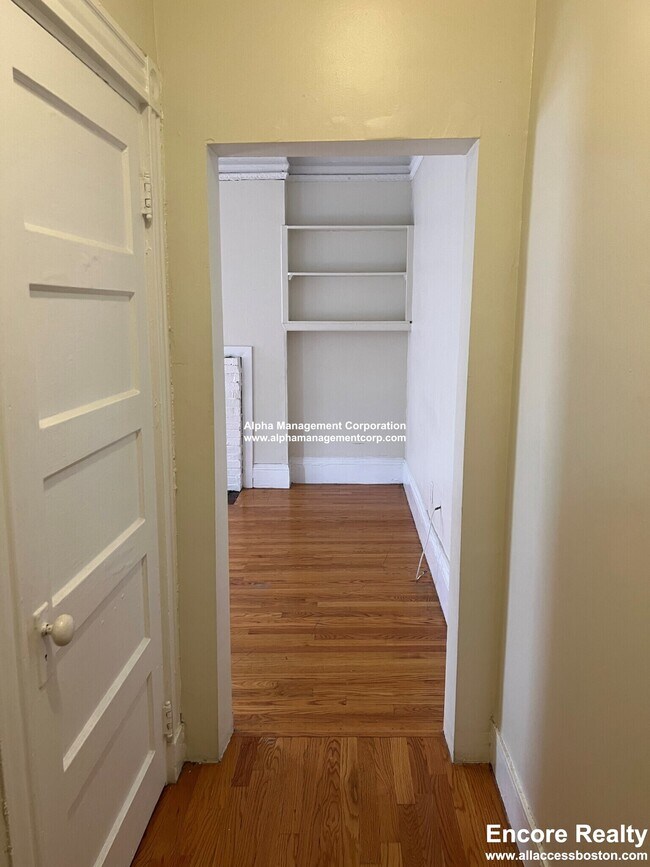 313 Huntington Ave unit 3B, Boston, MA 02115 - photo 4