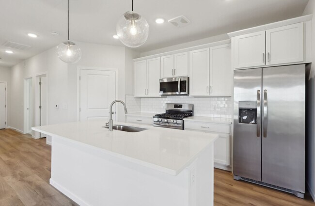 Village at Hinckley Oaks, Hinckley, OH 44233 - photo 4