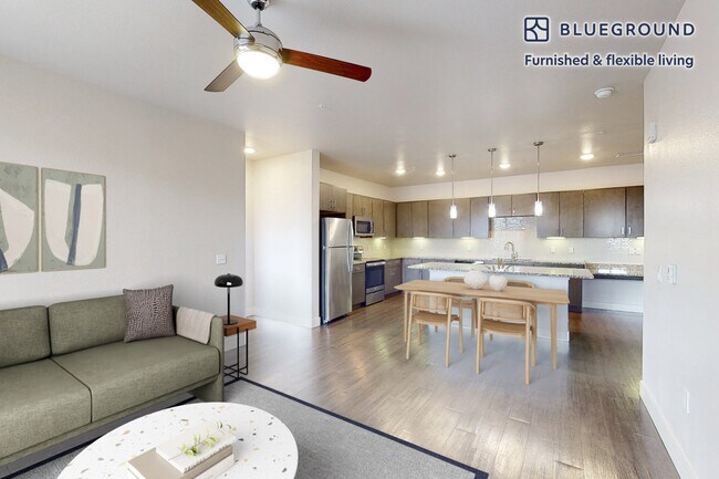 13195 W Progress Cir unit FL2-ID1712A, Littleton, CO 80127 - photo 2