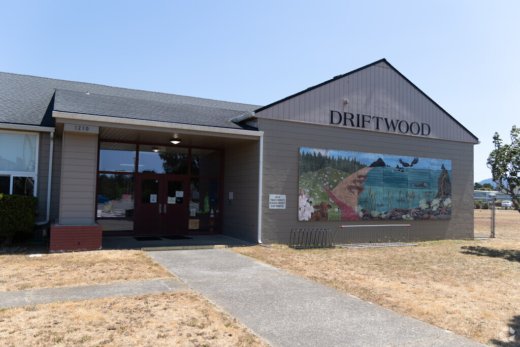 Driftwood Elementary School is a public school in Port Orford OR.