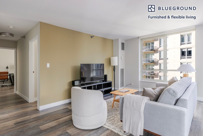 1 E Delaware Place unit FL14-ID1359, Chicago, IL 60611 - photo 4