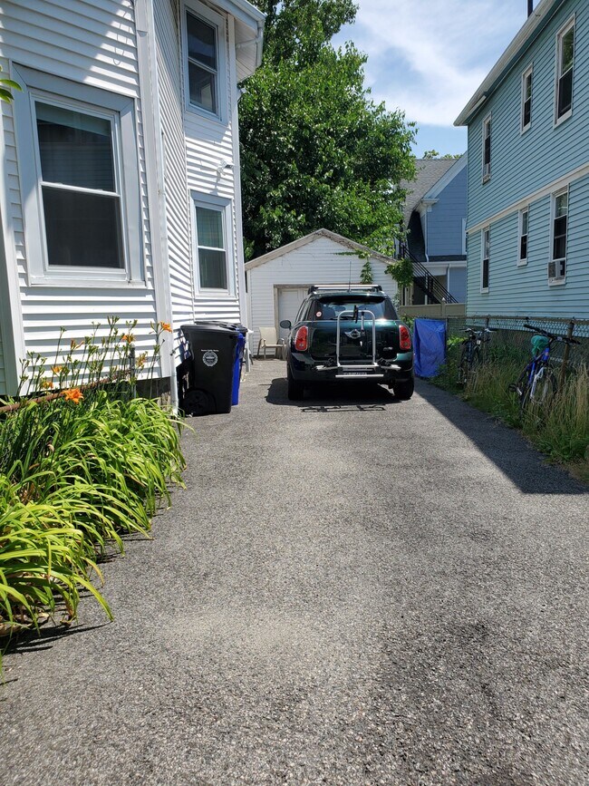 19 Holman St unit 2, Allston, MA 02134 - photo 4