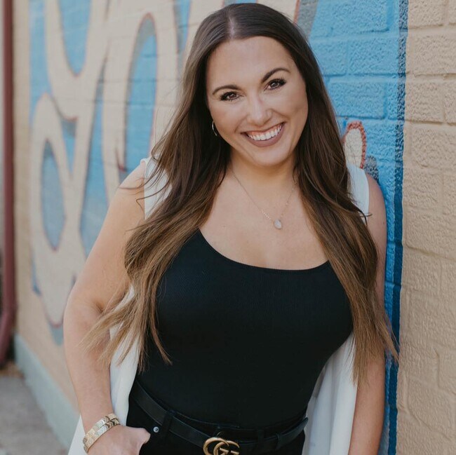 Dana Eller Real Estate Agent in Saint Louis, MO