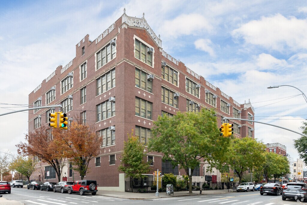 A view of PS 196 Ten Eyck building from the street.