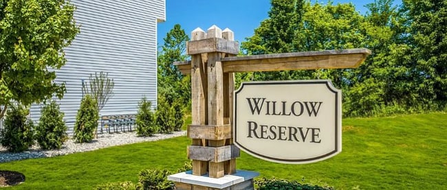 126 Weeping Willow Dr, Etna, OH 43068 - photo 2