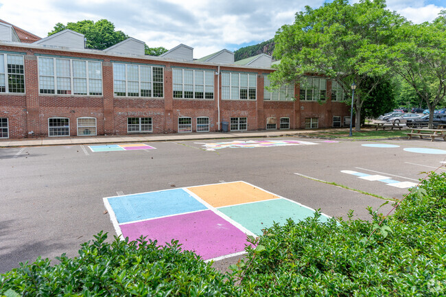 Elm City Montessori School is a public charter school serving preschool to 8th grade students.