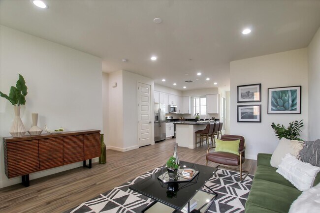 8th and Row Townhomes, Phoenix, AZ 85006 - photo 4