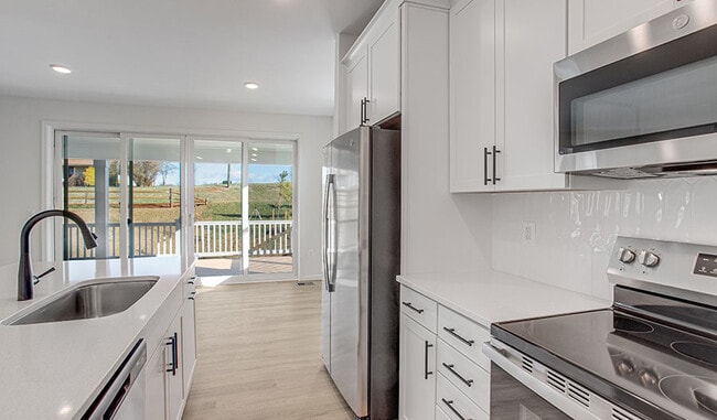 601 Clover Ln, Orange, VA 22960 - photo 5