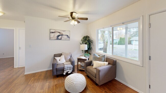 13005 SW Walker Rd, Beaverton, OR 97005 - photo 2