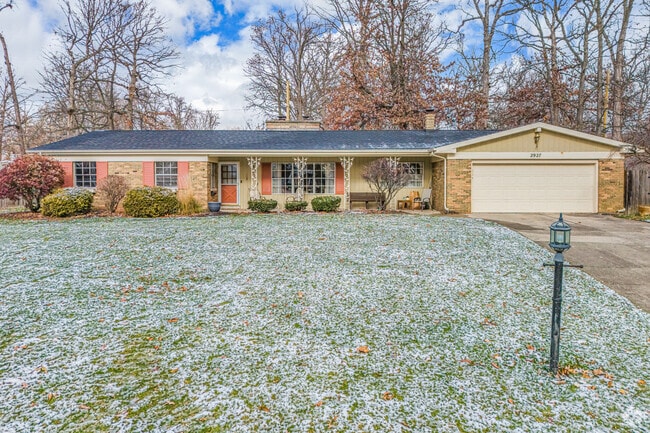 There are many ranch-style homes in Glenwood Park.