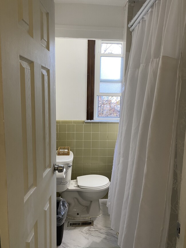 41 Essex Rd unit 1, Milton, MA 02186 - photo 3