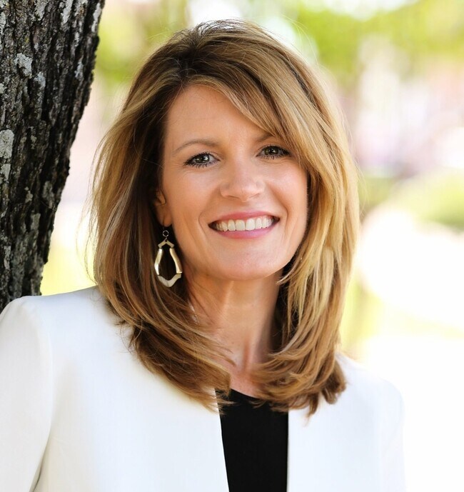 Angela Taylor Hackett