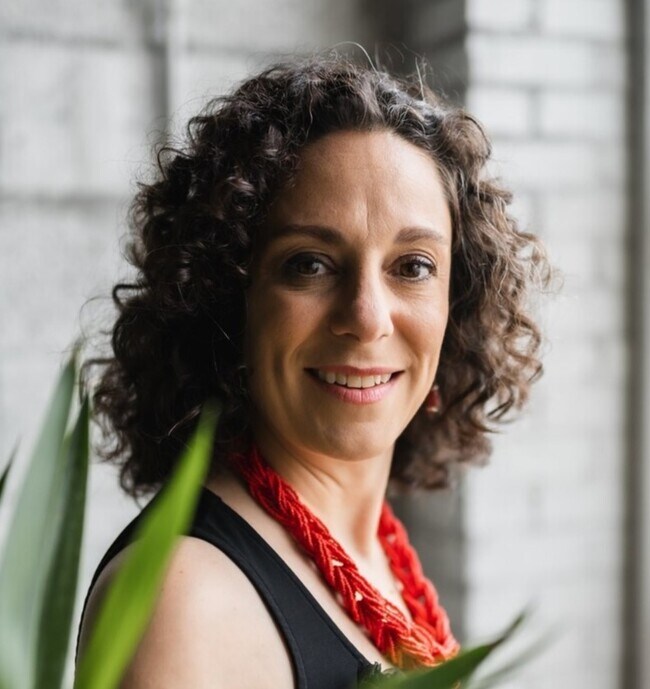 Susan Carroll