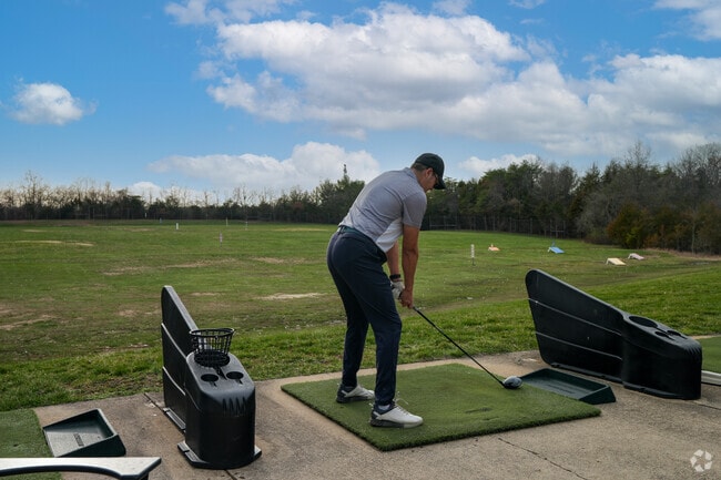 The driving range at Brambleton Golf Course is great for Loudoun Valley Estates locals.
