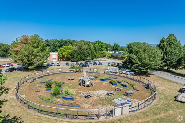 James Madison Middle School has a student to teacher ratio of 15 to 1.