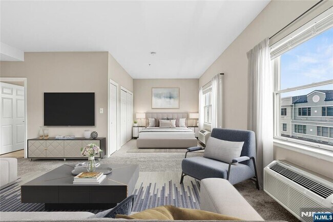 Edgewater Towne Center Apartments, Edgewater, NJ 07020 - photo 4