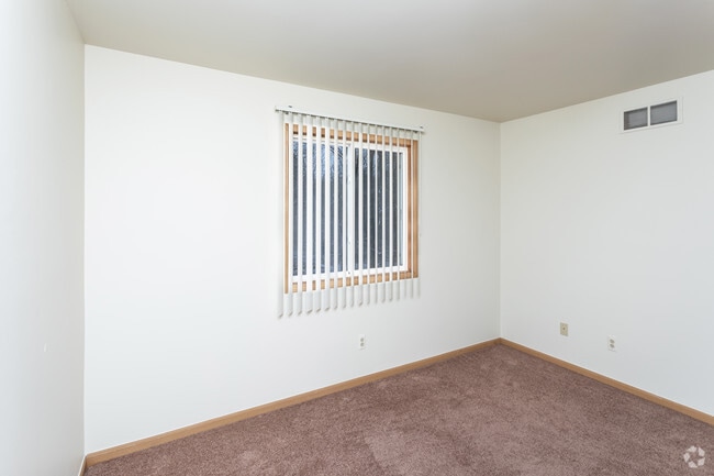 Blackwood Apartments, Port Huron, MI 48060 - photo 6