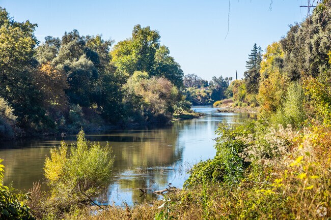 The Tuolumne River borders the southwestern edge of La Loma.