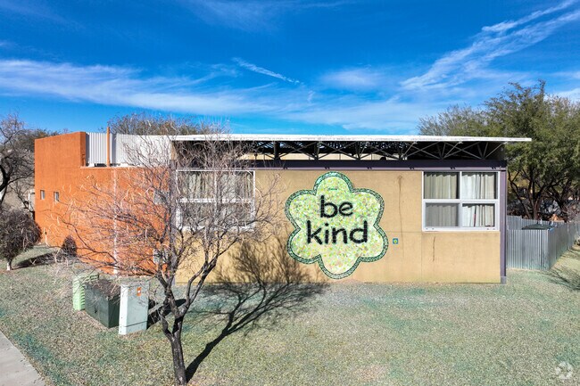 Civano Community K-8 School emphasizes the Be Kind motto.