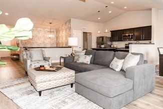 300 Carefree Ct, Niles, MI 49120